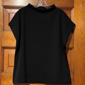 Talbots Black Women's Cap Sleeve Top With Gold Buttons Size XLP